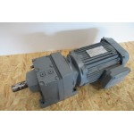 82 RPM  1,5 kW Asmaat 30 mm. Unused